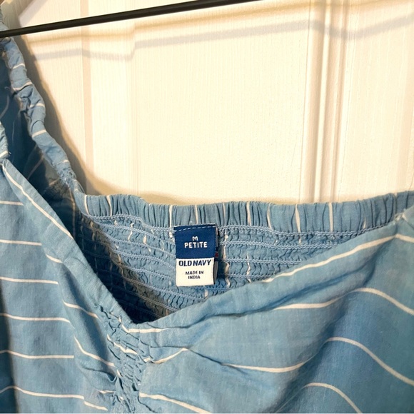 ✧･ﾟNWOT old navy striped top - Picture 5 of 5